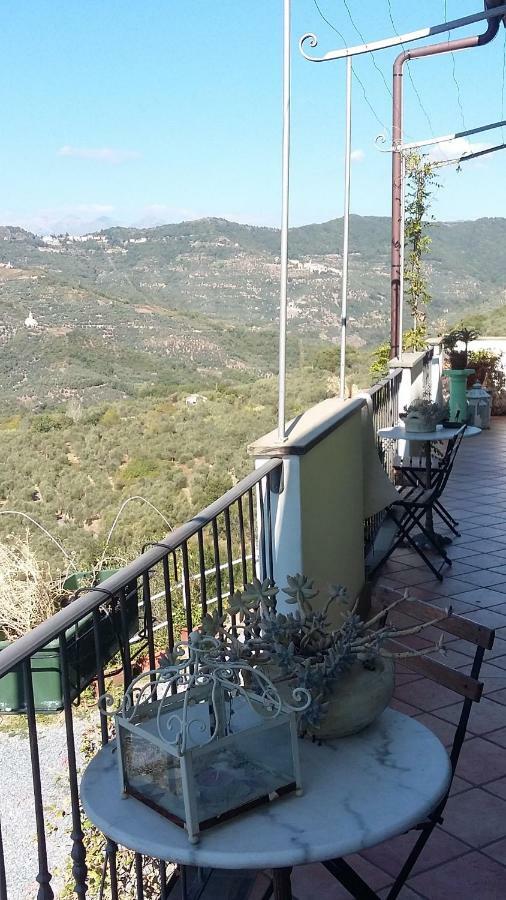 Villa Anna Torria Exterior photo